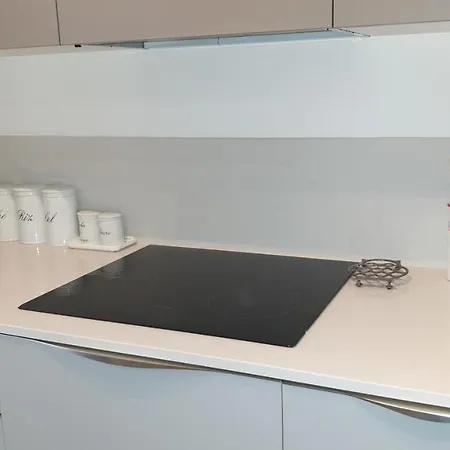 Modern Appartament דירה